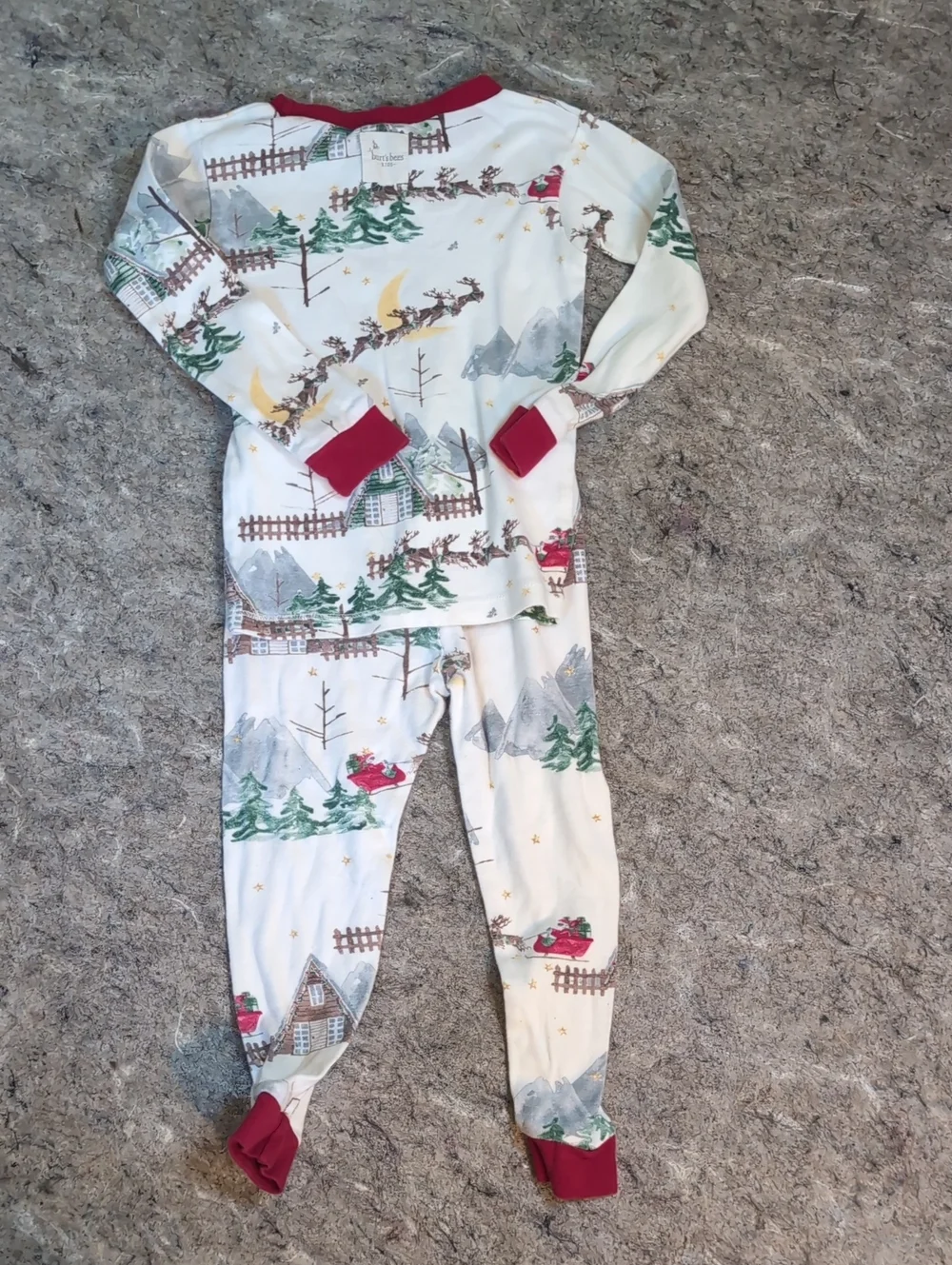 Burt's Bees Cream Holiday Cabin Pajama Set with Red Trim Size 3T